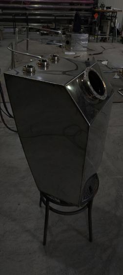 Stainless marine tank — 1