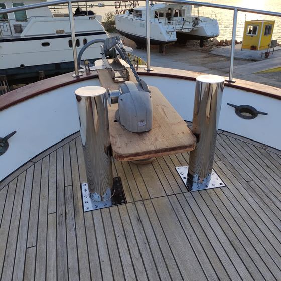 Stainless marine fitting — 14