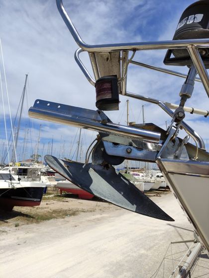 Stainless marine fitting — 20