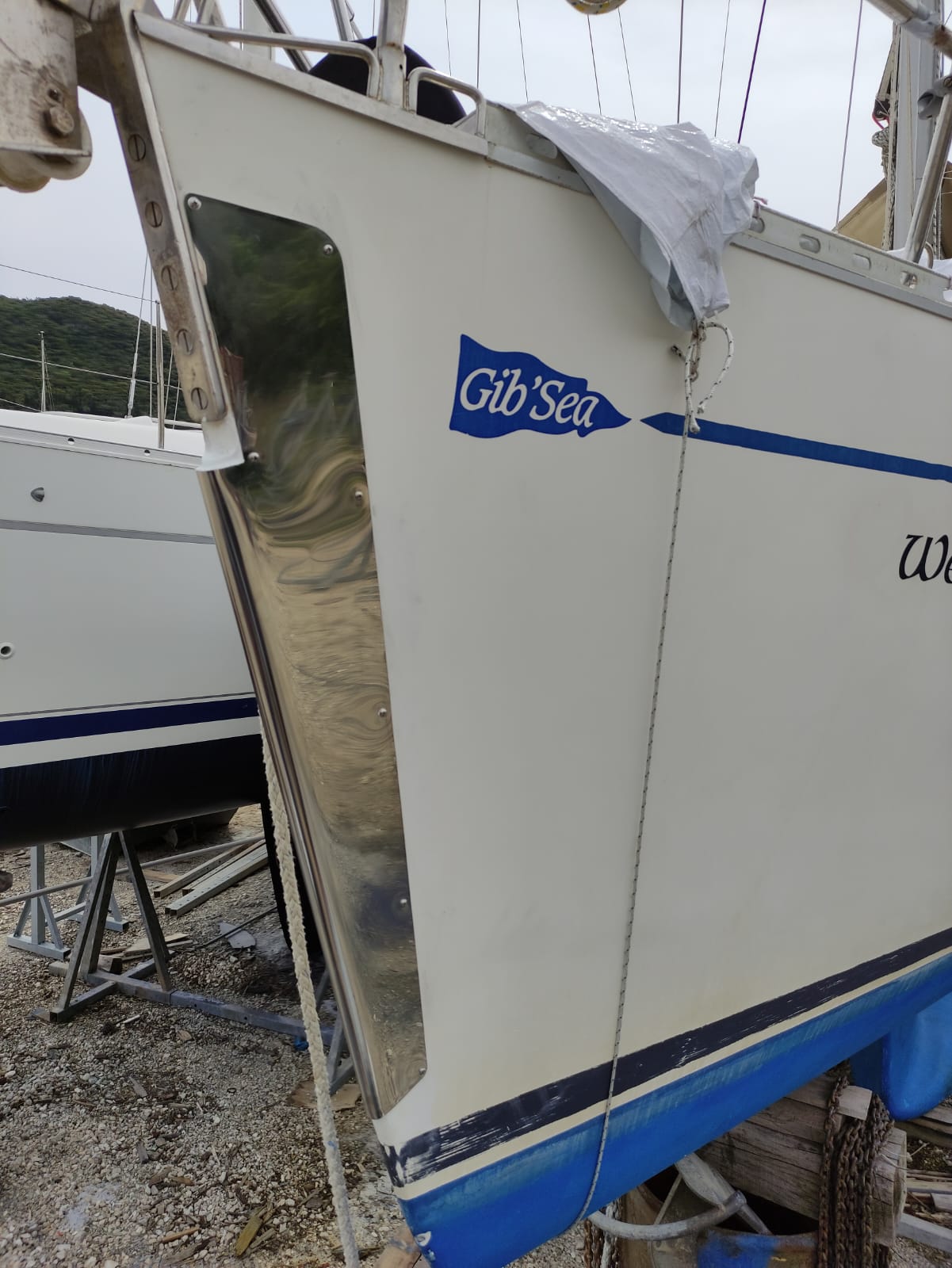 Stainless bow protection